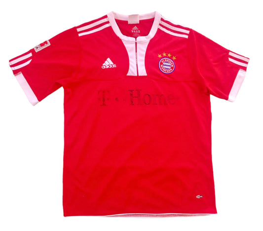 Adidas FC Bayern Munich 09/10 home soccer jersey